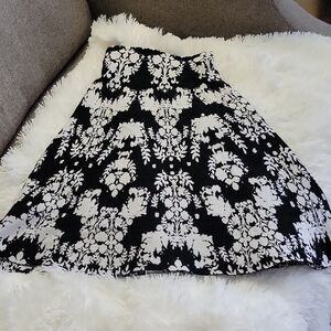 Torrid Black and White Floral A-Line Skirt
